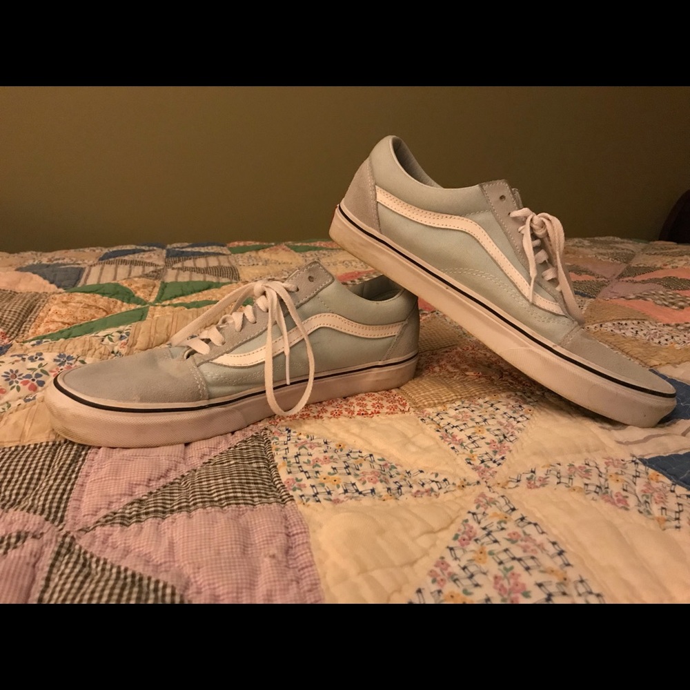 Men’s 10.5 Light Blue Old Skool Vans